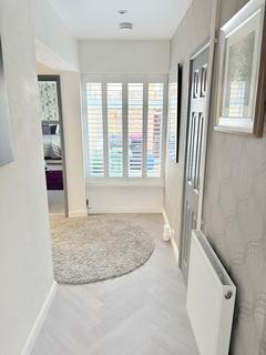 2 bedroom semi-detached bungalow for sale, Whitehouse Meadows, Leigh-on-Sea SS9