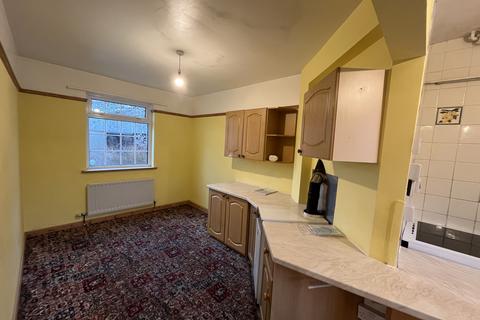 undefined, Butcombe BS40