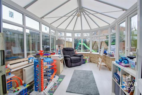 undefined, Spring Close, Clacton-On-Sea CO16