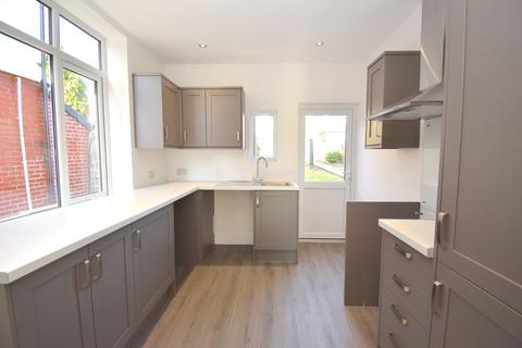 3 bedroom semi-detached house for sale, Linden Road, Newport, NP19