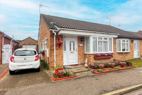 2 bedroom bungalow for sale, Frinton On Sea, Kirby Cross CO13