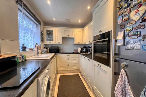 2 bedroom bungalow for sale, Frinton On Sea, Kirby Cross CO13