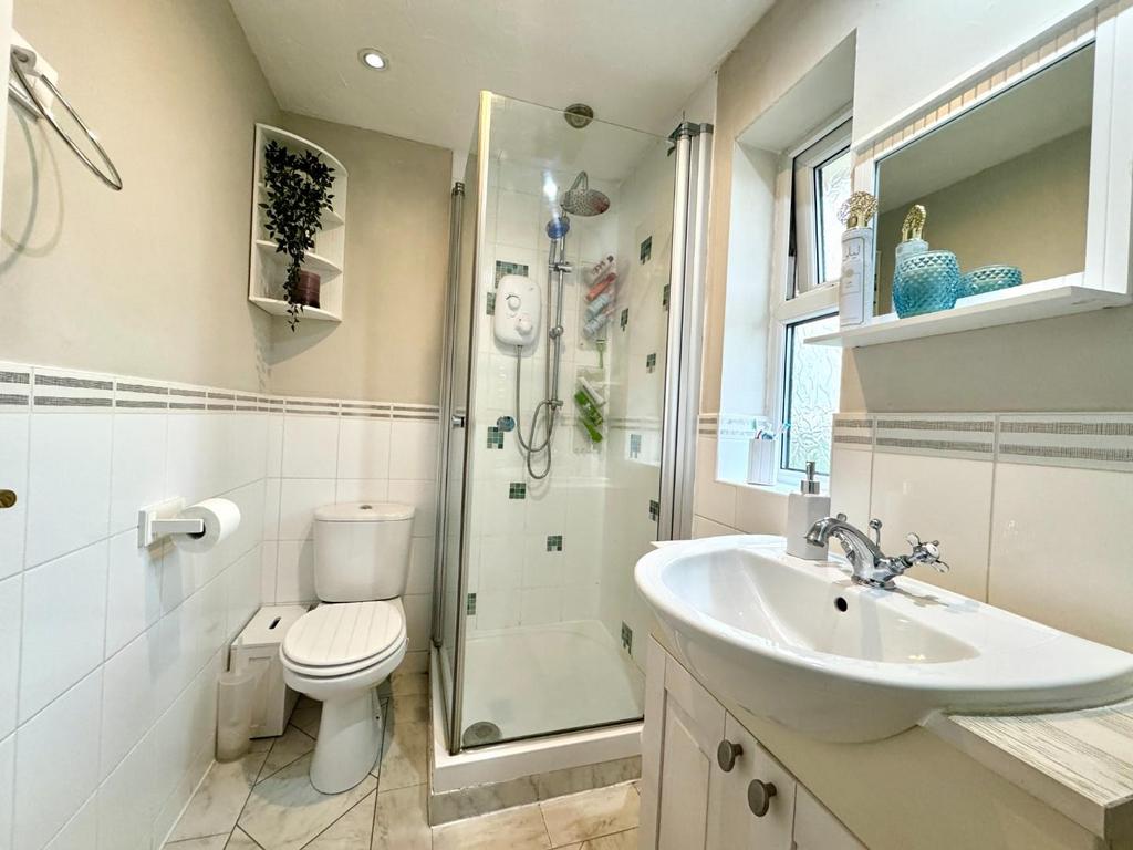 Ensuite