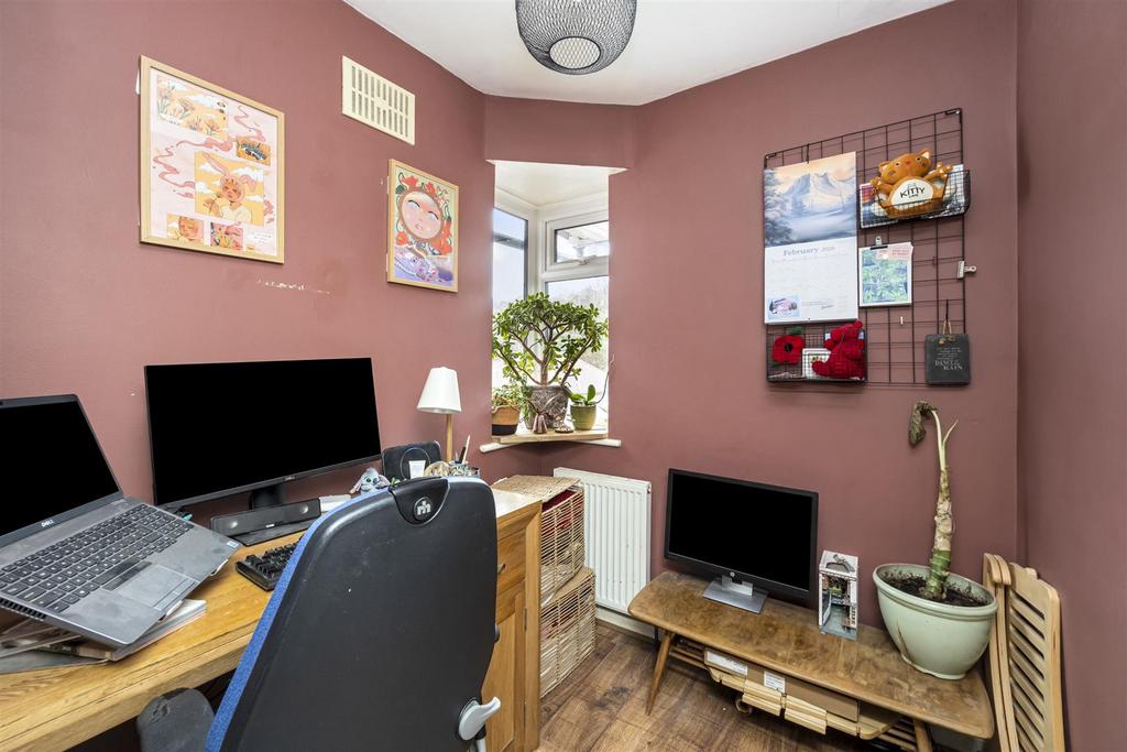 Bedroom/Study