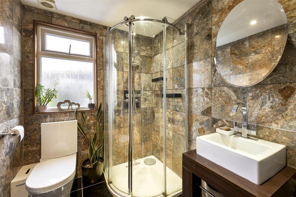 Shower Room/WC