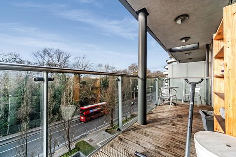 1 bedroom flat to rent, The Bridge, Queenstown Road, London, SW11