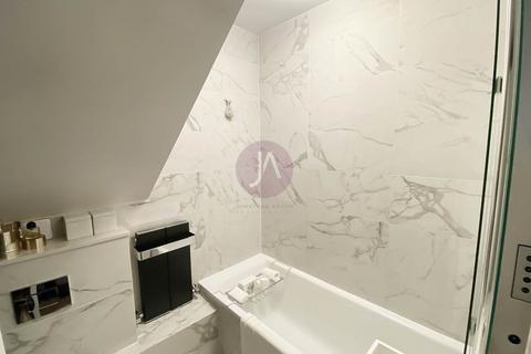 1 bedroom apartment to rent, Bassett Road, Ladbroke Grove, London, W10