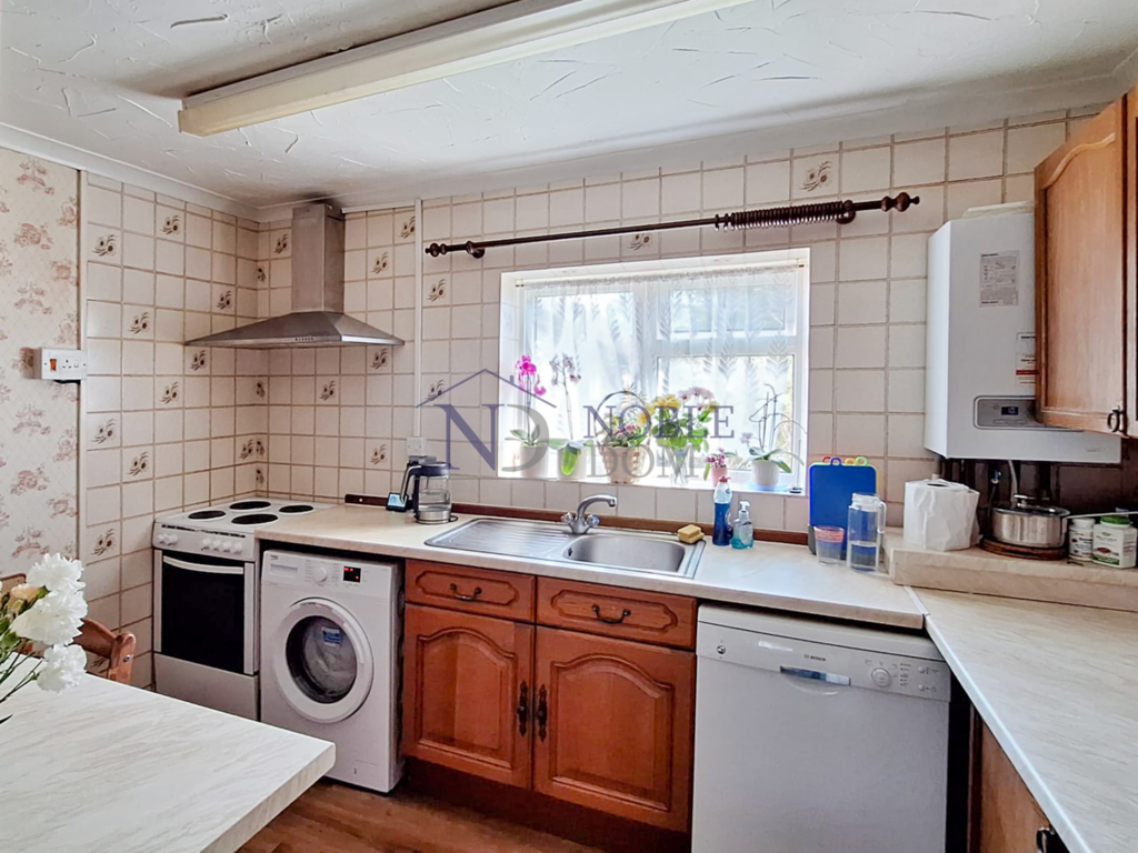 2 bedroom flat in south ruislip
