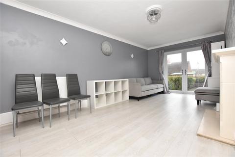 2 bedroom semi-detached house for sale, Newlands Drive, Morley, Leeds, West Yorkshire