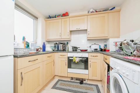2 bedroom flat for sale, Pownall Road, Ipswich, Suffolk, IP3