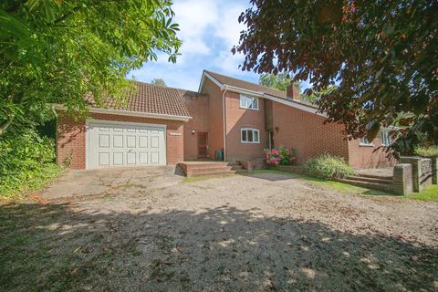 4 bedroom detached house for sale, Mill Road, Badingham, Woodbridge, Suffolk, IP13