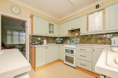 2 bedroom bungalow for sale, Bramford Lane, Ipswich, Suffolk, IP1