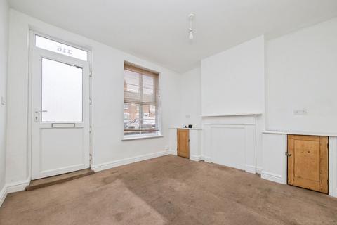 2 bedroom end of terrace house for sale, Cauldwell Hall Road, Ipswich, Suffolk, IP4