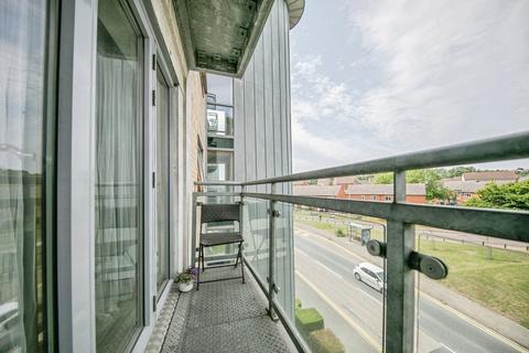2 bedroom flat for sale, Wherstead Road, Ipswich, Suffolk, IP2
