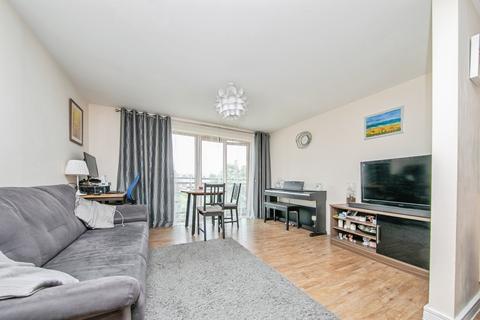 2 bedroom flat for sale, Wherstead Road, Ipswich, Suffolk, IP2