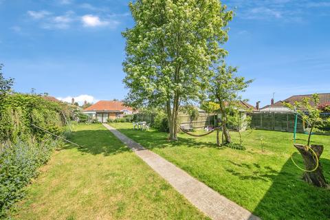 3 bedroom bungalow for sale, Brockley Crescent, Ipswich, Suffolk, IP1
