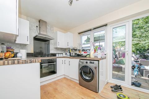 3 bedroom semi-detached house for sale, Lavenham Road, Ipswich, Suffolk, IP2