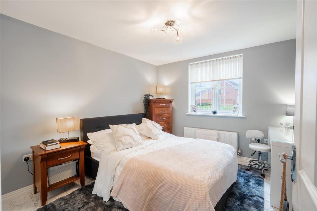 Bedroom.one.jpg