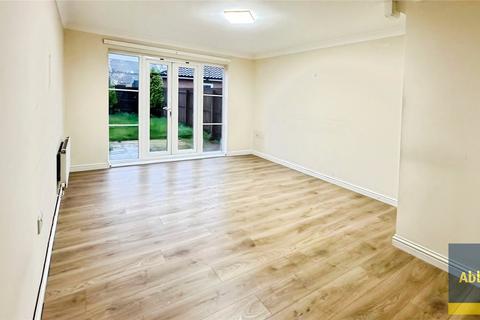 Castle Gardens, Kesgrave, Ipswich, Suffolk, IP5