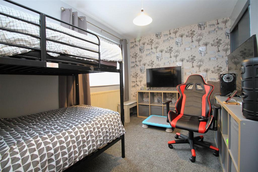 Bedroom .jpg