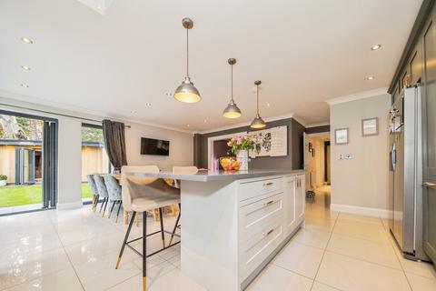 4 bedroom detached house for sale, Kiln Close, Ipswich, Suffolk, IP4