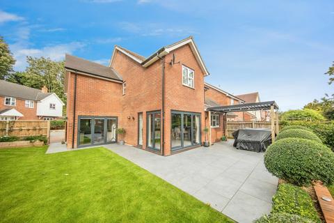 4 bedroom detached house for sale, Kiln Close, Ipswich, Suffolk, IP4