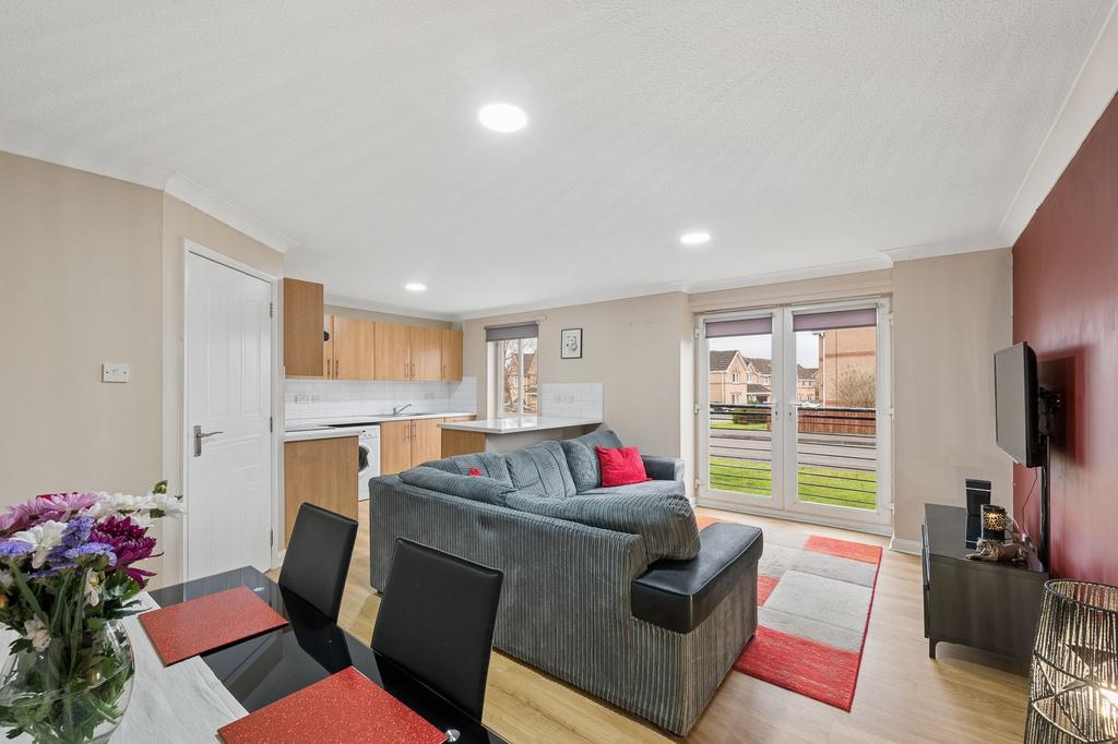 Lounge/ Dining Area