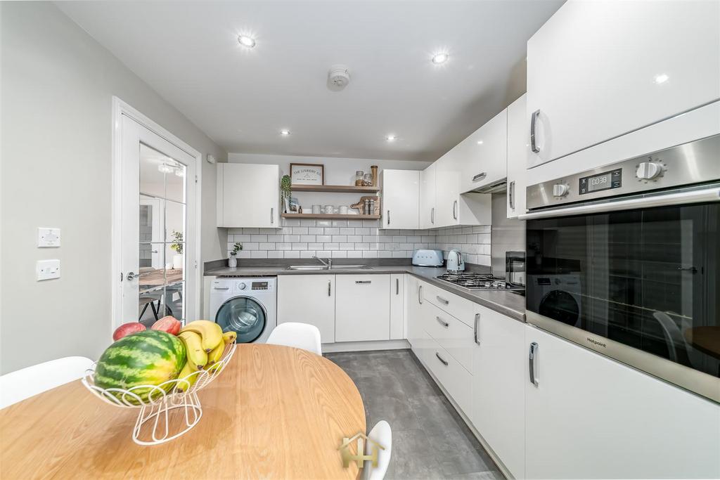 6 MASTERTON LANE DD5 4 UN 090226 EDIT (40 of 45).jp