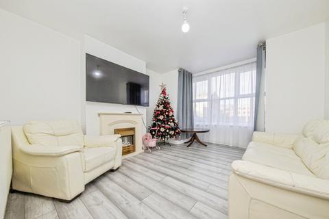 3 bedroom semi-detached house for sale, Burrell Road, Ipswich, Suffolk, IP2