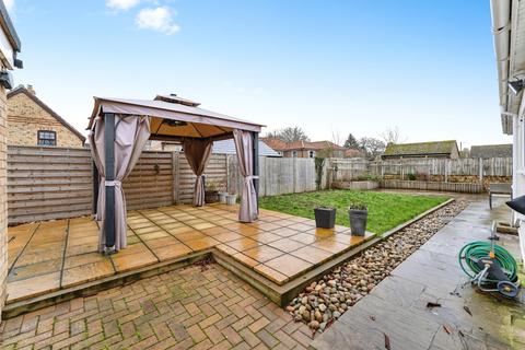 undefined, Wiggin Close, Barton Mills, Bury St. Edmunds, Suffolk, IP28