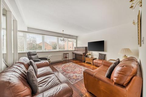 4 bedroom end of terrace house to rent, Breamwater Gardens, Richmond, TW10