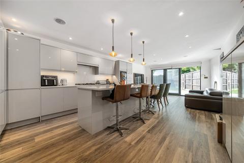 4 bedroom end of terrace house for sale, Crofton Road, Orpington