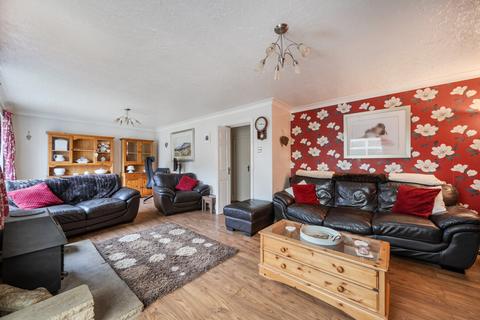 4 bedroom detached house for sale, The Orchard, Chiseldon, Swindon, SN4