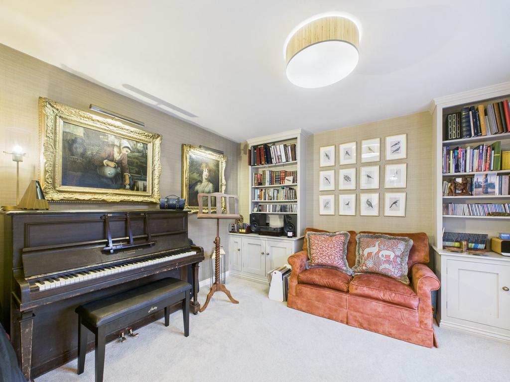 Snug/Second Reception Room