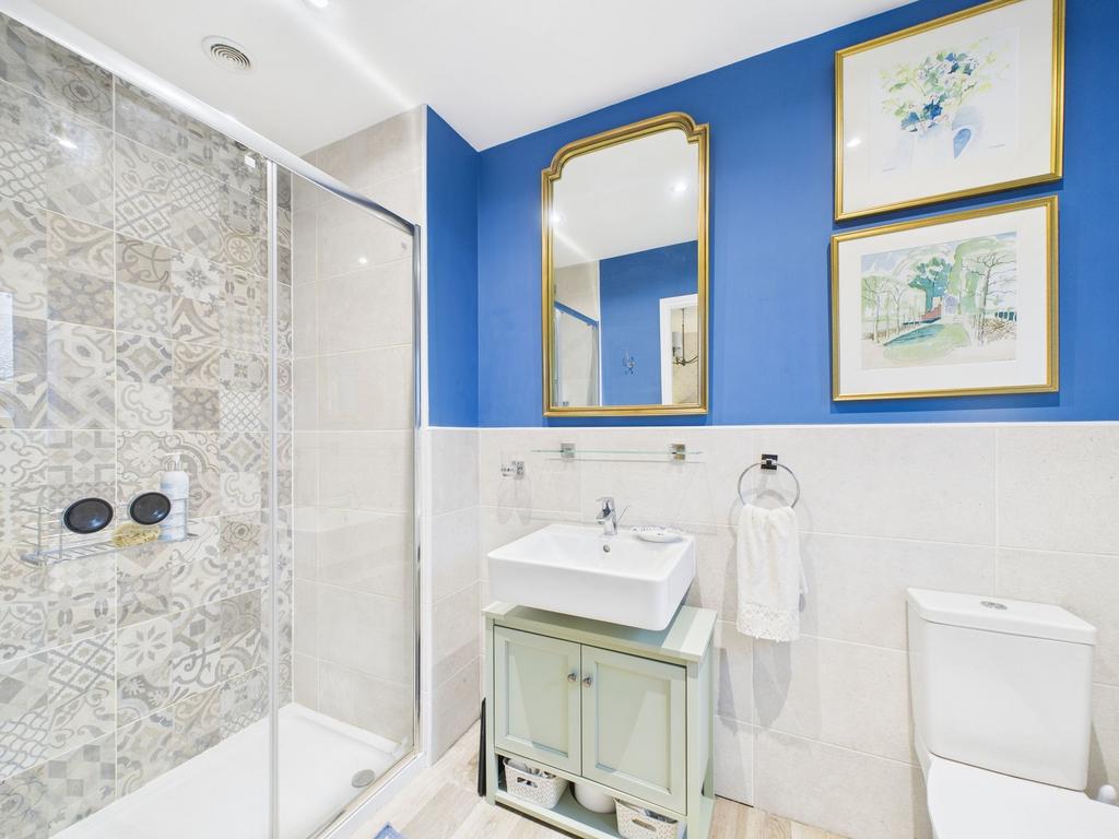 Ensuite Shower Room
