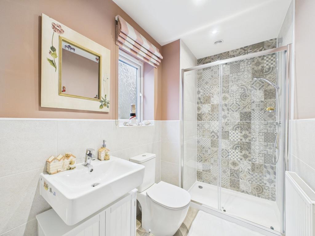Ensuite Shower Room