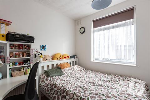 2 bedroom end of terrace house for sale, Kent Road, Dagenham, RM10