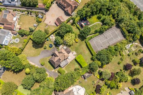 5 bedroom detached house for sale, The Hillside, Chelsfield Park