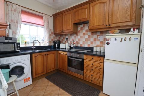3 bedroom end of terrace house for sale, Hamilton Street, Worksop S81