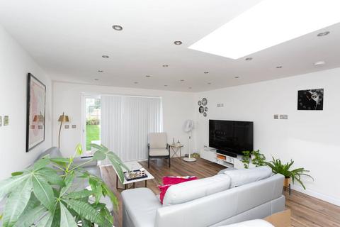 undefined, Harrow Way, Bushey, Carpenders Park, WD19