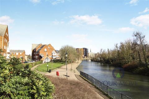 undefined, Sovereigns Quay, Bedfordshire MK40
