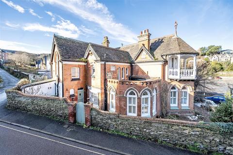 5 bedroom detached house for sale, 1, Brookdale Avenue, Ilfracombe