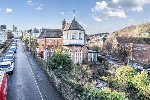5 bedroom detached house for sale, 1, Brookdale Avenue, Ilfracombe