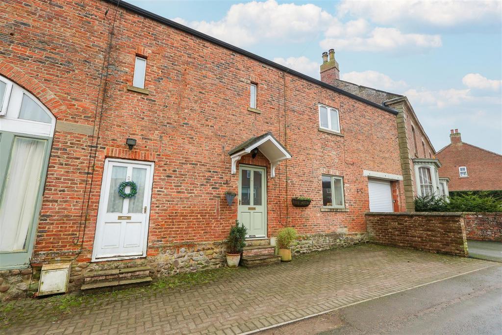 2 bedroom terraced house for sale
