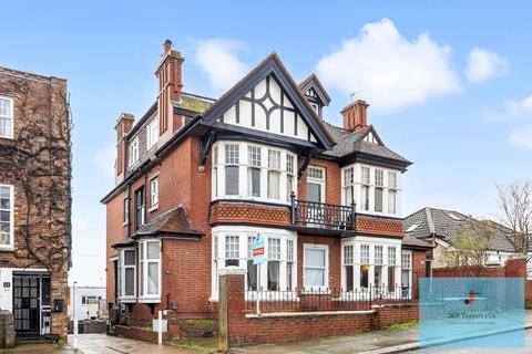 1 bedroom ground floor flat for sale, Fonthill Road, Hove