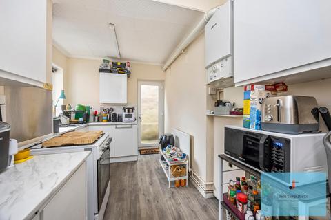 1 bedroom ground floor flat for sale, Fonthill Road, Hove