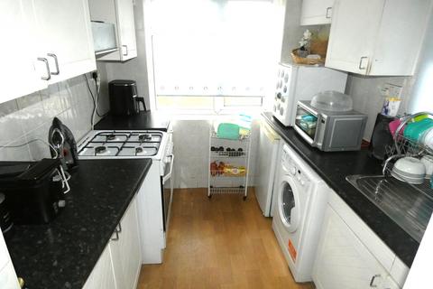 1 bedroom flat to rent, Stanhope Road, Dagenham RM8