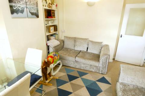 1 bedroom flat to rent, Stanhope Road, Dagenham RM8