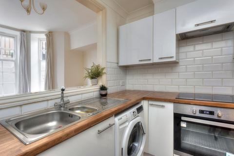 1 bedroom flat for sale, Rochester Gardens, Hove, BN3