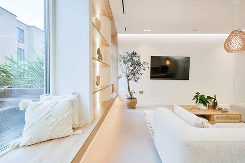 undefined, 26 Vinery Way, London W6
